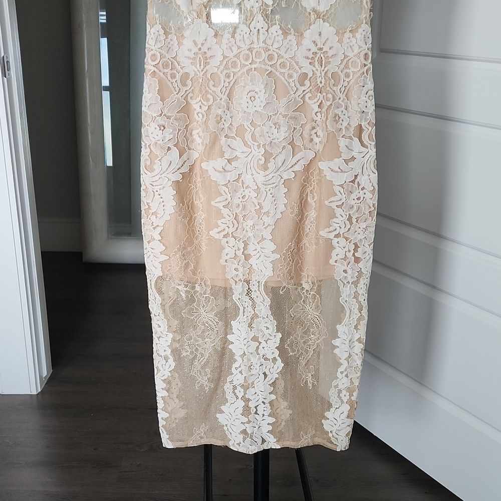 Ivory Lace Womens Size Small Sexy Romantic Feminine Fitted Sheath Dress - Picture 3 of 7